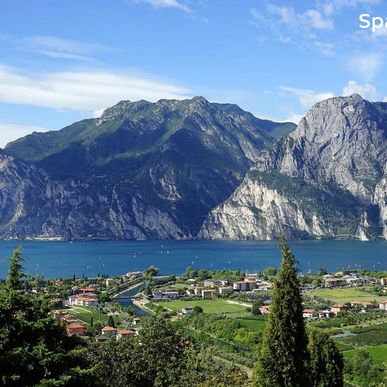 Wellnessurlaub am Gardasee: Sonne, Wein & Thermalquellen