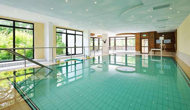 Vom Bett direkt ins Bad – Wellness im Thermalhotel