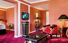 Götter Suite